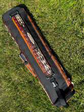 Load image into Gallery viewer, Close-up of the YKK racquet coil zipper on the Blaan tabih dreamweave yoga mat bag