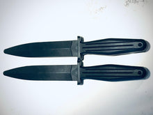 Load image into Gallery viewer, PAIR (2 knives) of Trigonal Rubber Training Knives