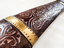 Load image into Gallery viewer, Native Kris Tulsiko · Wavy Blade &amp; Ornate Scabbard | 0021
